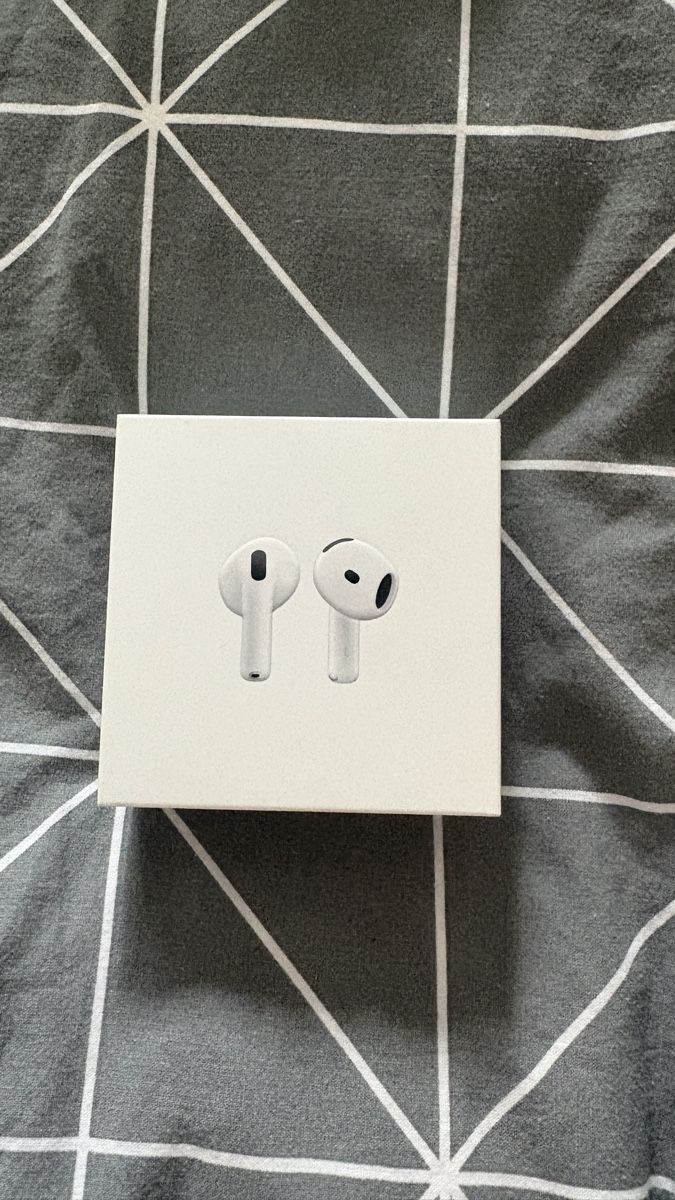 Apple Cuffie: Airpods 4 – Nuovo e nell'imballaggio originale da Amriswil venduto da jac_l8tp