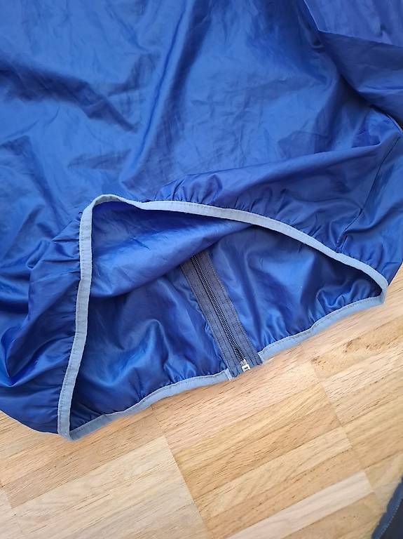 Giacche: Regenjacke – Usato da Niederuzwil venduto da Liberatopixel 3