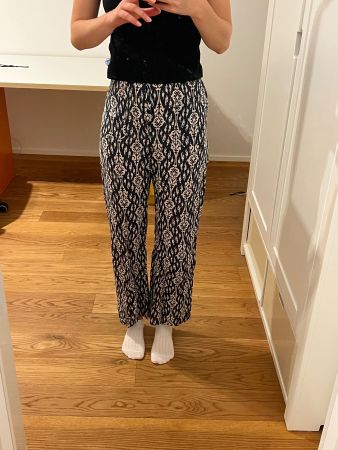 gemusterte Stoffhose
