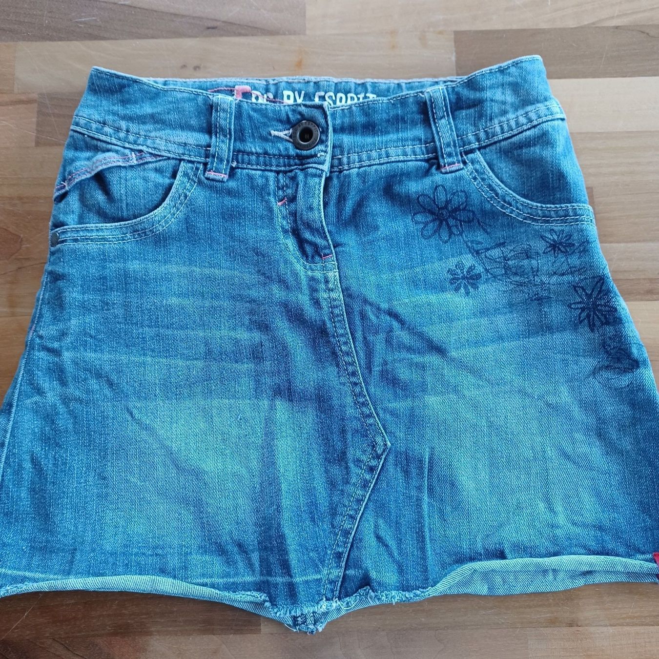 Esprit Vestiti & Gonne: ESPRIT Mini-Jeansrock, Grösse 134 – Usato da Niederscherli venduto da 20sydney02 5