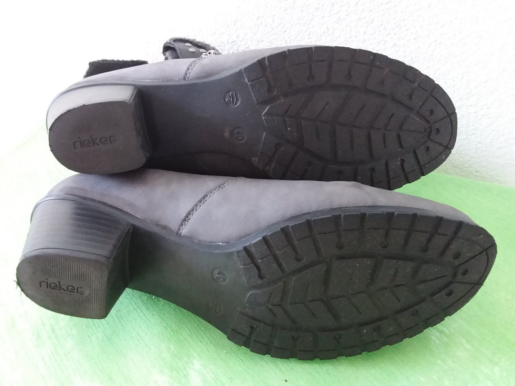 Rieker Scarpe da donna: RIEKER WINTER STIEFELETTEN, GR 40 – Usato da Uitikon Waldegg venduto da Risibisi7 5