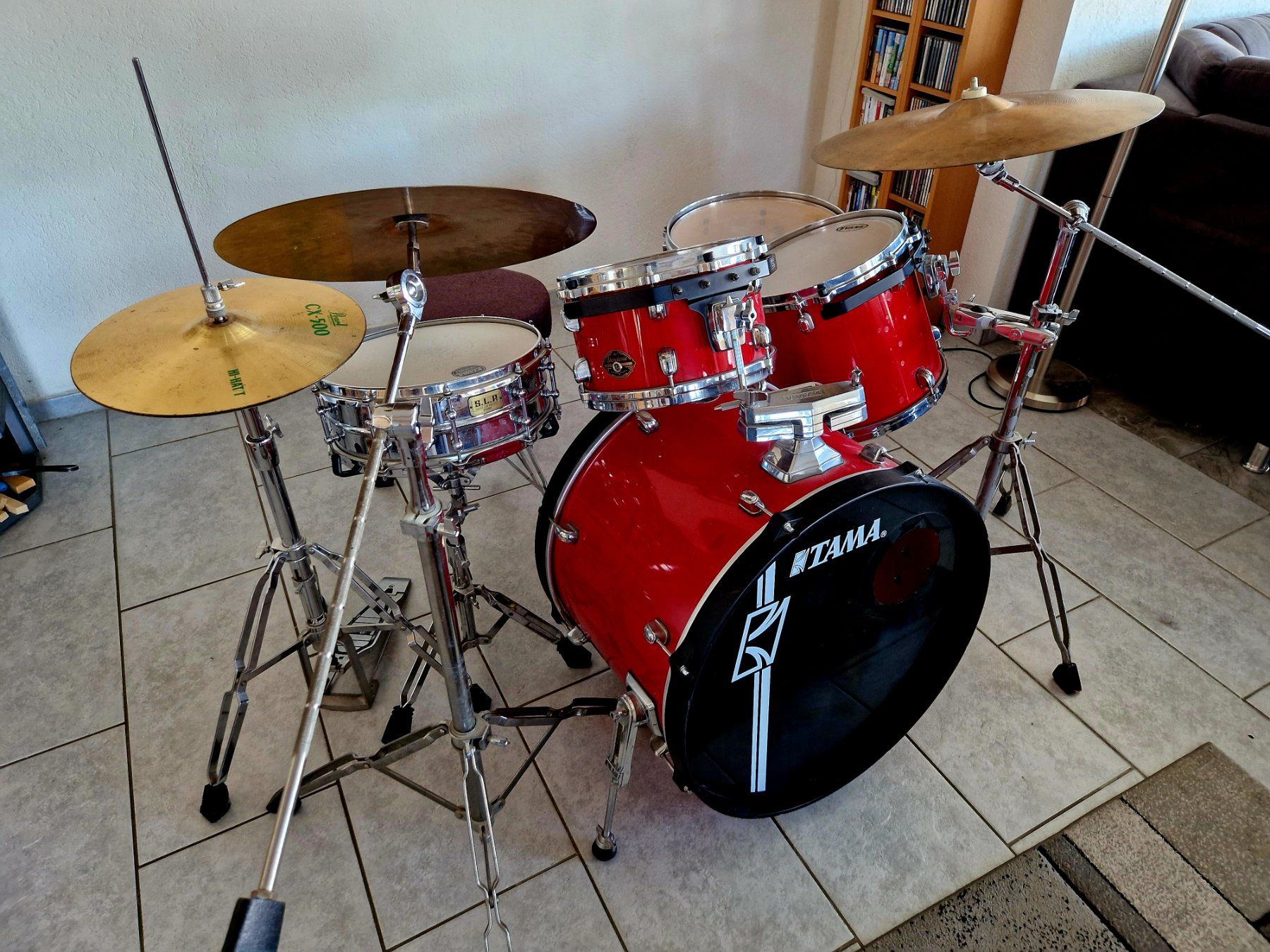 Instruments de musique: Schlagzeug – D'occasion à Leissigen par Ahousi