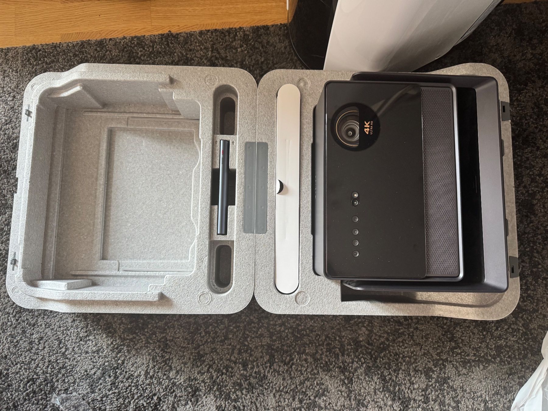 Videoprojektoren: Dangbei S7 Ultra Max 4K Tri-Laser Projector – Gebraucht aus Zürich von mac_qdp7 3