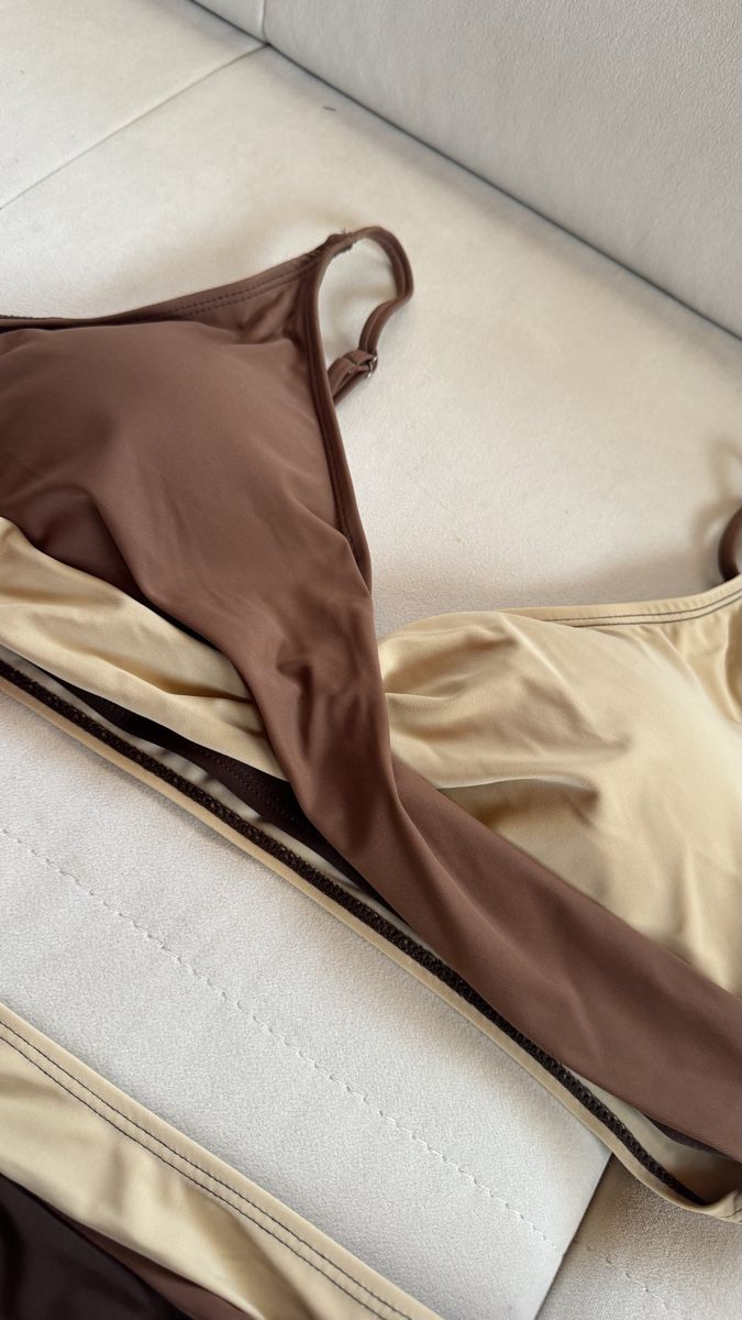Costumi da bagno & Bikini: Bikini Set👙  – Nuovo e nell'imballaggio originale da Surcasti venduto da Lenkita 2