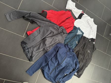 Fahrrad Trikot Jacken und Wintertrikot