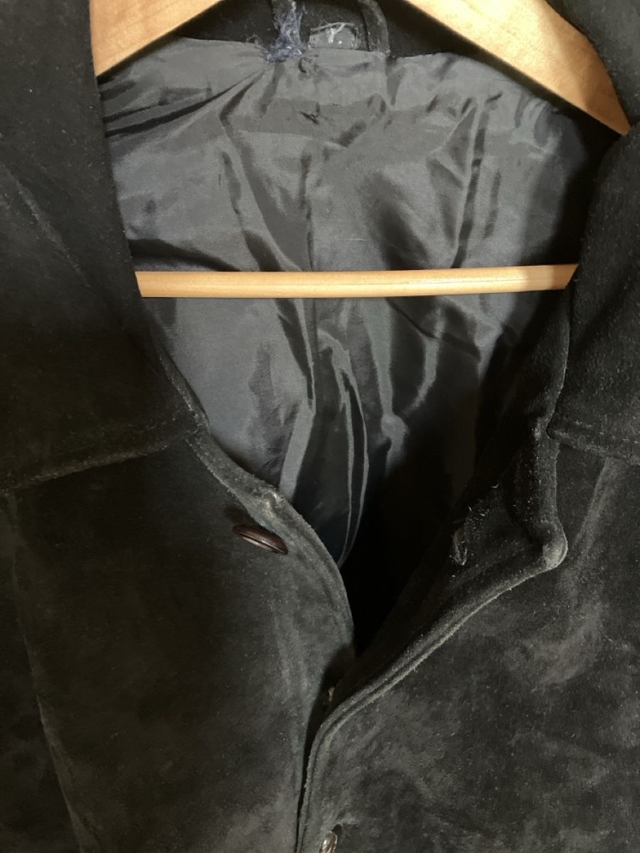 Giacche: Schwarze Wildlederjacke von Trapper USA Gr. L – Usato da Aesch BL venduto da Vondenbienen 1