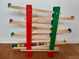 Holzkugelbahn mit Xylophon