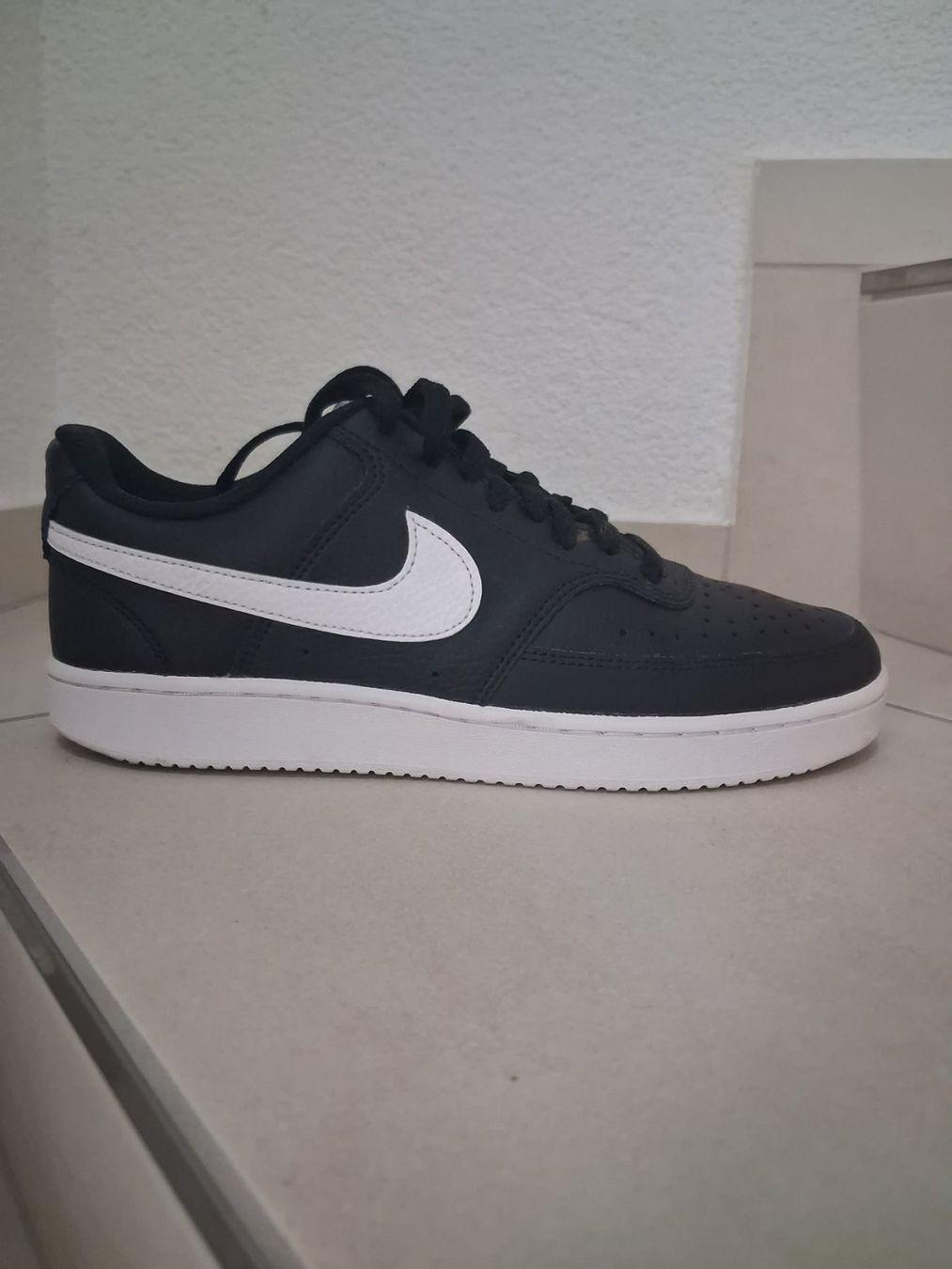 Nike Herrenschuhe: Neue Nike Schuhe Grösse 40 – Neu (gemäss Beschreibung) aus Benzenschwil von Romobebu 2
