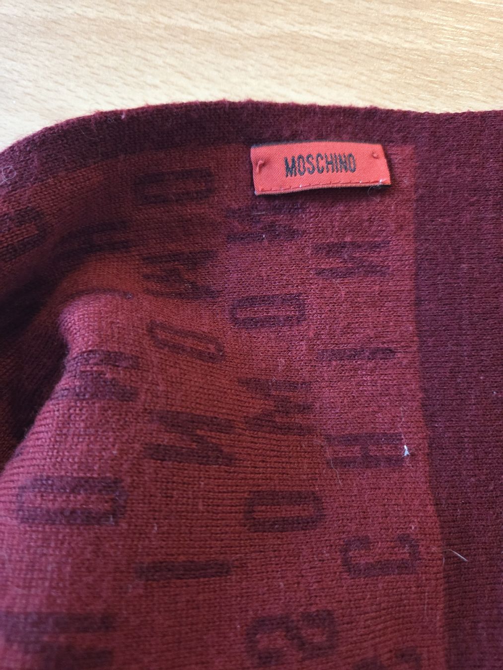 Moschino Foulards, Tücher & Schals: écharpes Moschino – Gebraucht aus Biel/Bienne von Totalkelly 2