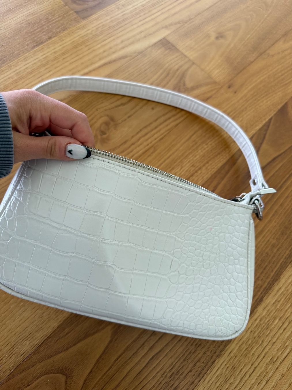 Borse da donna: Schultertasche – Usato da Sissach venduto da laura.x4 1