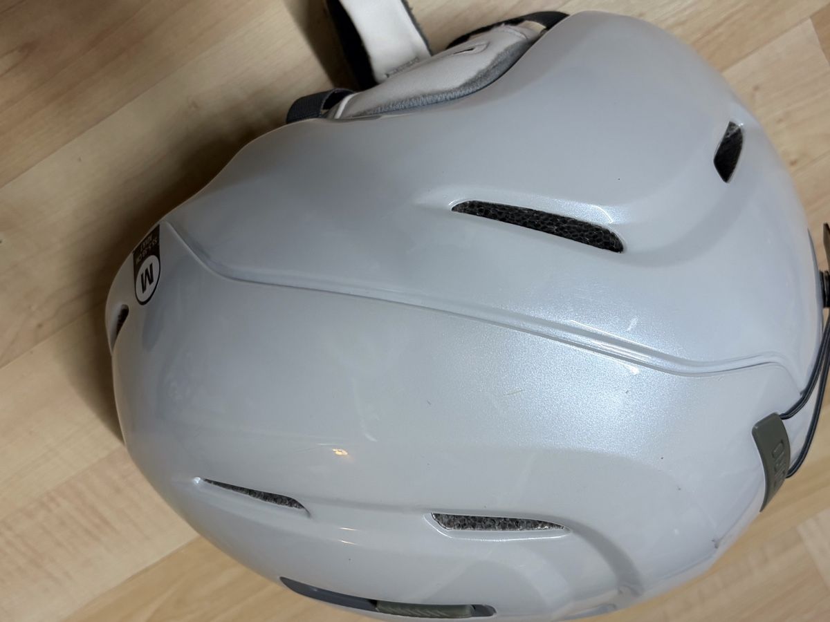 Giro Helme: Skihelm Giro M 55.5-59cm – Gebraucht aus Granges-Paccot von LWaeber 1