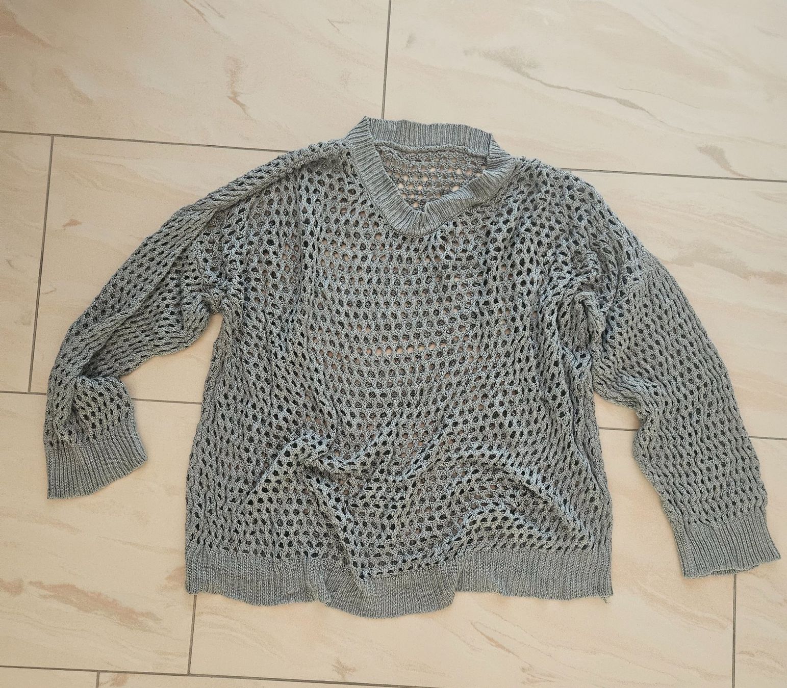 Maglioni & Felpe: Mesh Pullover grau – Usato da Dietlikon venduto da jiayi0514