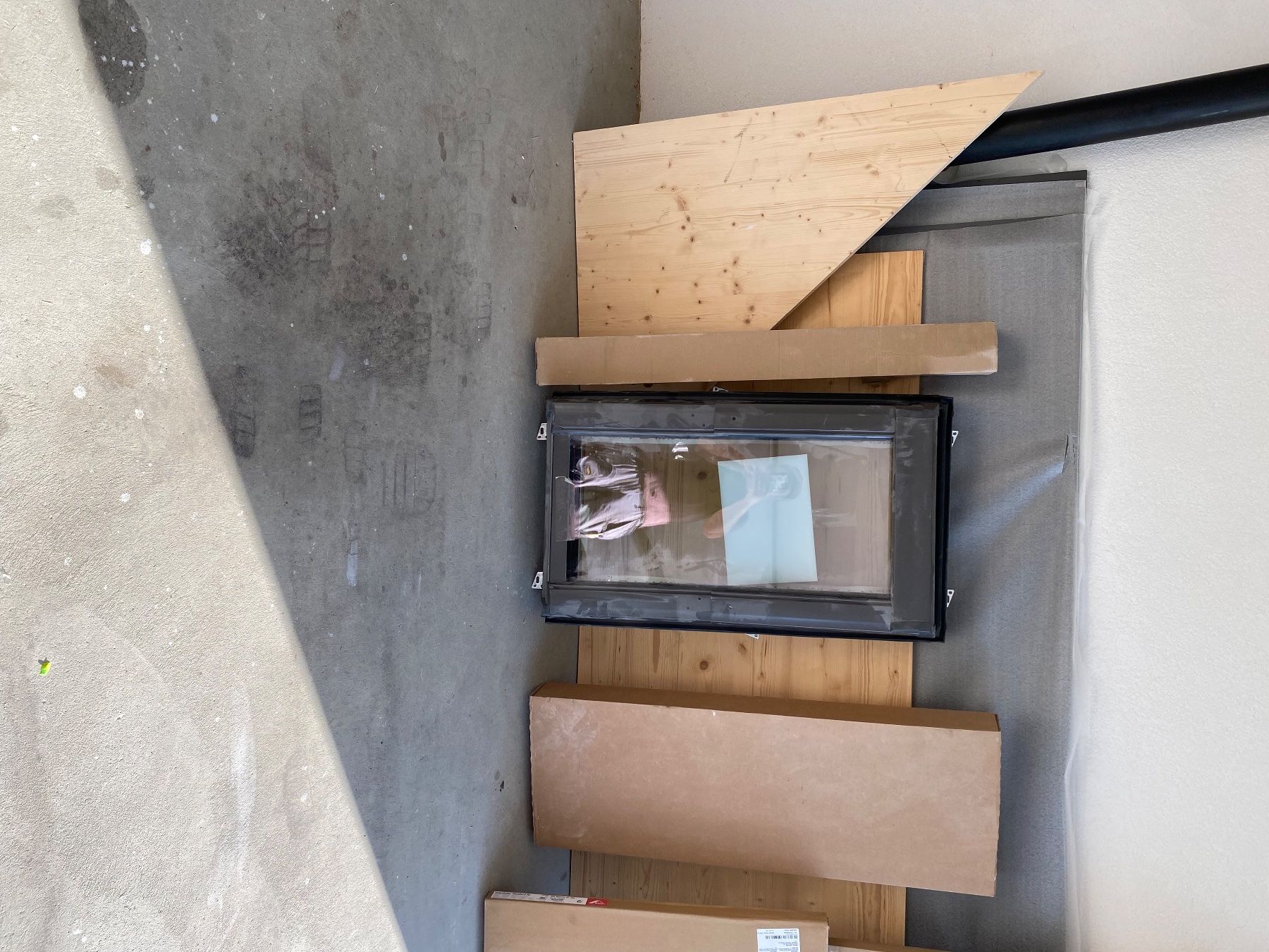 Finestre: Neuwertiger Roto Dachfenster kompletset – Nuovo e nell'imballaggio originale da Gelterfingen venduto da inf_5sc6