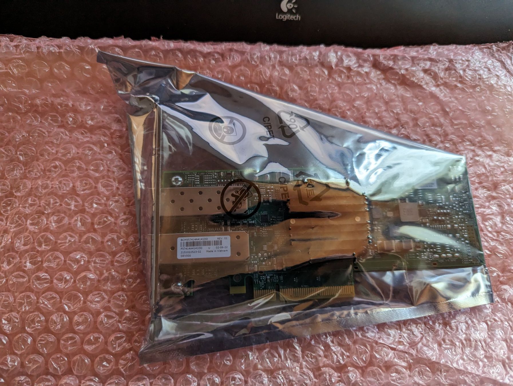 Unità & Adattatore: Broadcom 57414 2 Ports 25 GbE – Nuovo e nell'imballaggio originale da Bözen venduto da Mspuny
