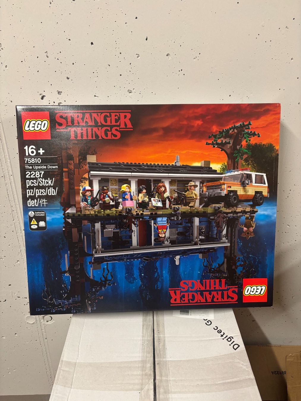 Lego Giocattoli: Lego Stranger Things 75810 NEU OVP – Nuovo e nell'imballaggio originale da Chur venduto da mojobrick