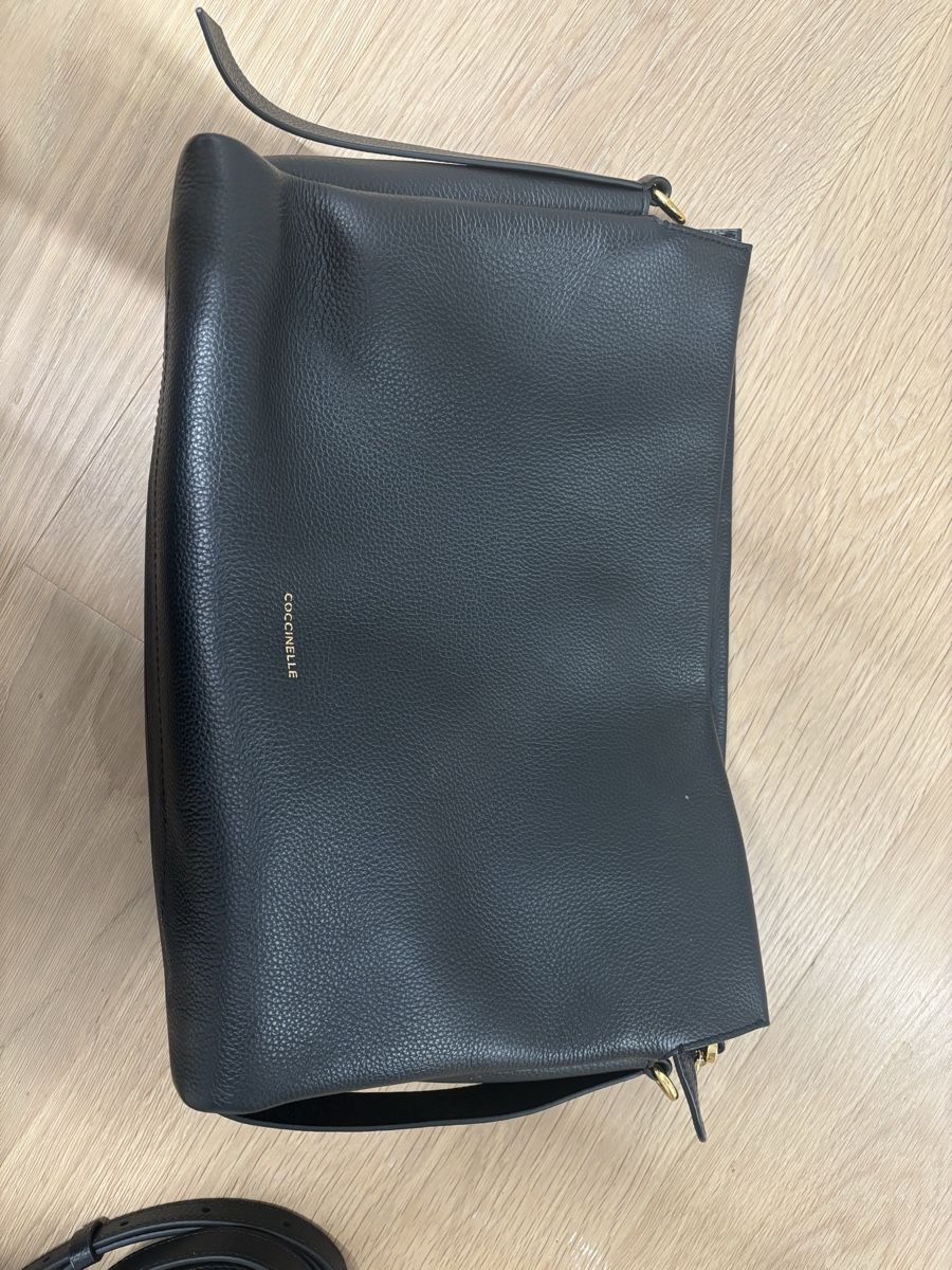 Coccinelle Borse da donna: Coccinelle Boheme, medium, schwarz – Usato da Schönenberg ZH venduto da CorsoBaccarini 6