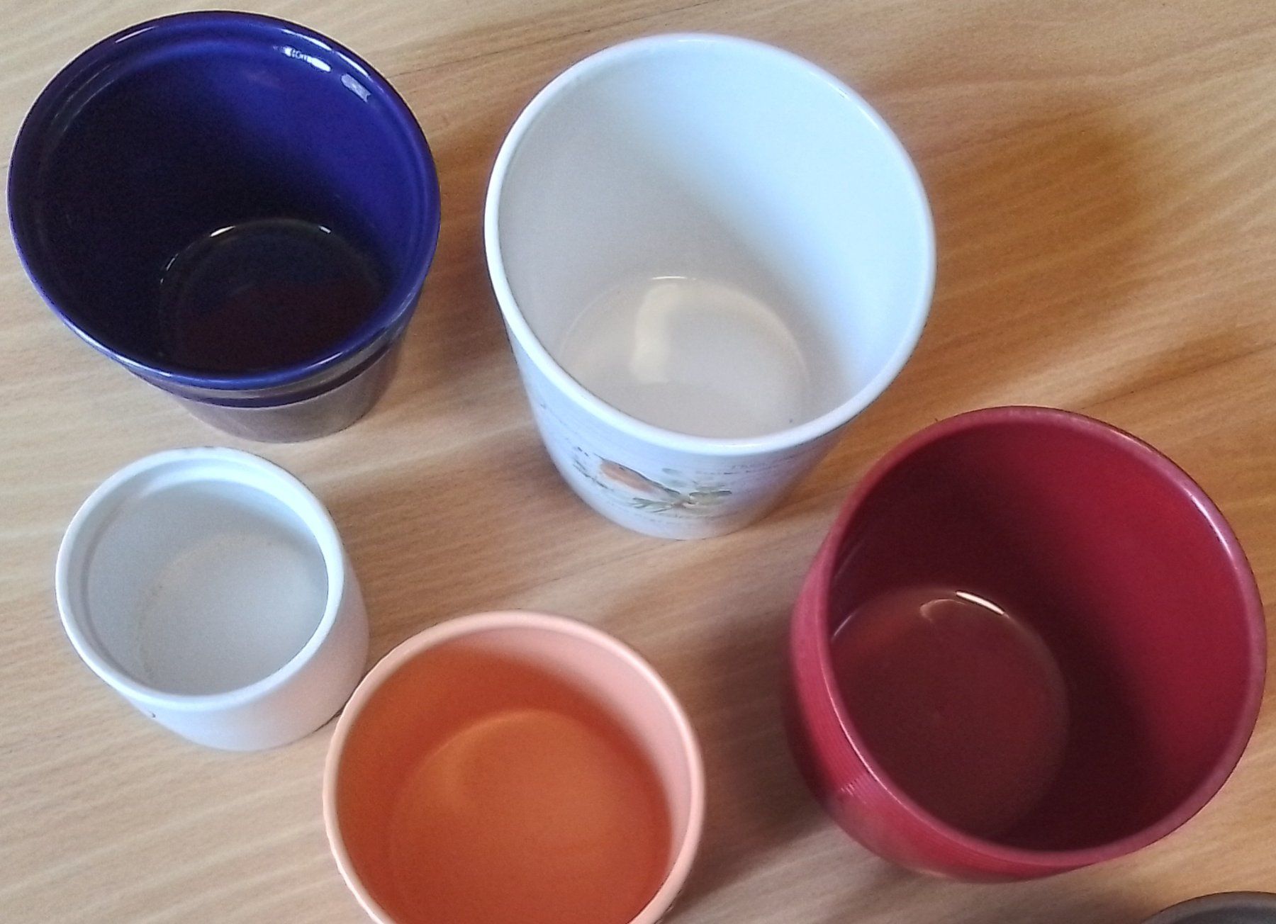 Vasi per fiori: 5x Blumentöpfe verschiedene Farben, Designs + Grössen – Usato da Zürich venduto da meinhobby 1