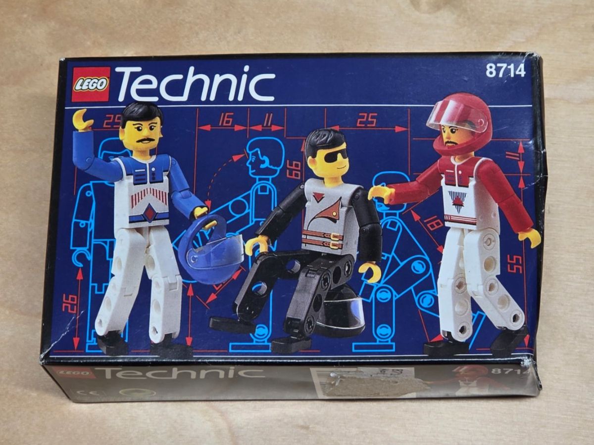 Lego Baukästen: LEGO Technic 8714 The LEGO TECHNIC Team – Neu und originalverpackt aus Basadingen von tot_59zf