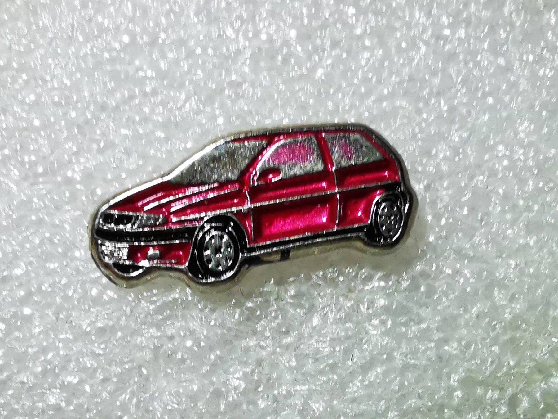 Placchette & Badge: Ansteckpin 84: Auto – Usato da Oppligen venduto da Pin-Fall-Shop
