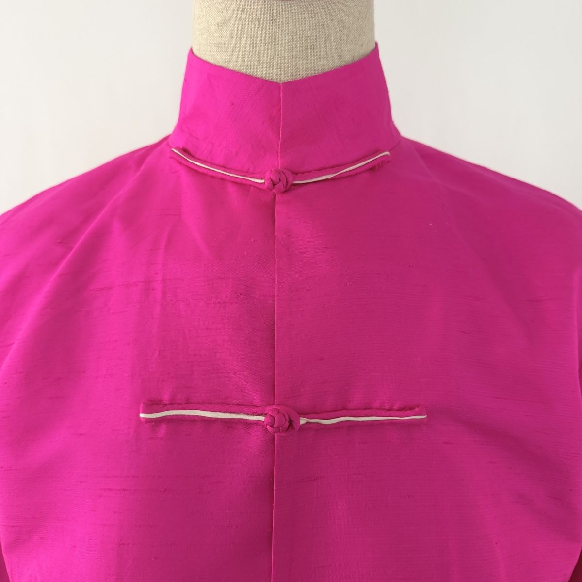 Shanghai Tang Giacche: Shanghai Tang silk blazer – Usato da Freienbach venduto da Avviivva_Shop 3