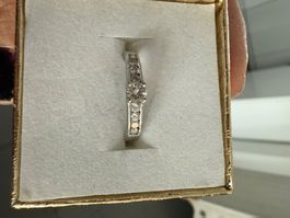 Diamanten Ring neu Gold 18 Karat
