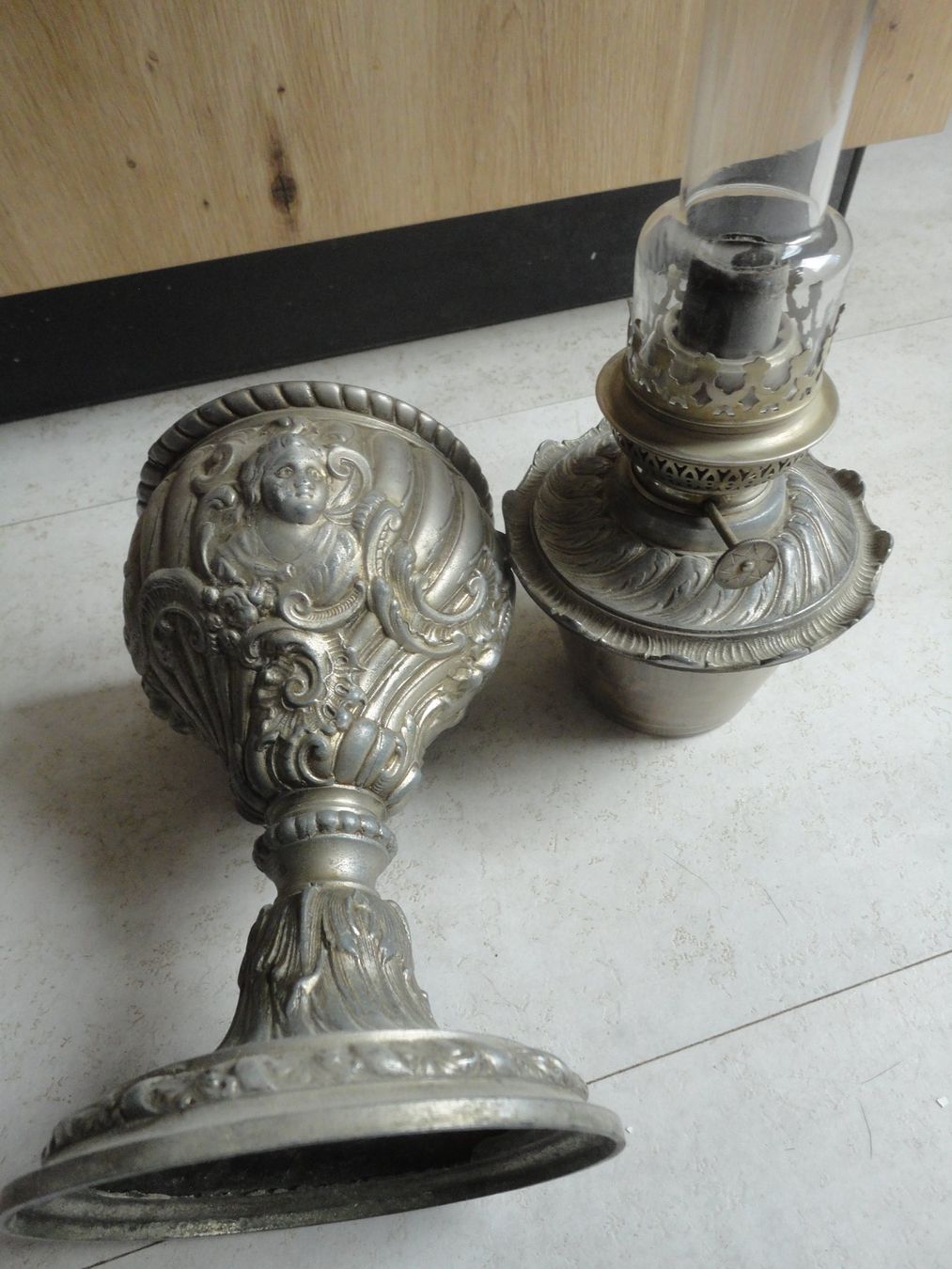 Lampade: Antike Petroleumlampe – Usato da Gelterkinden venduto da Gimbo2 2