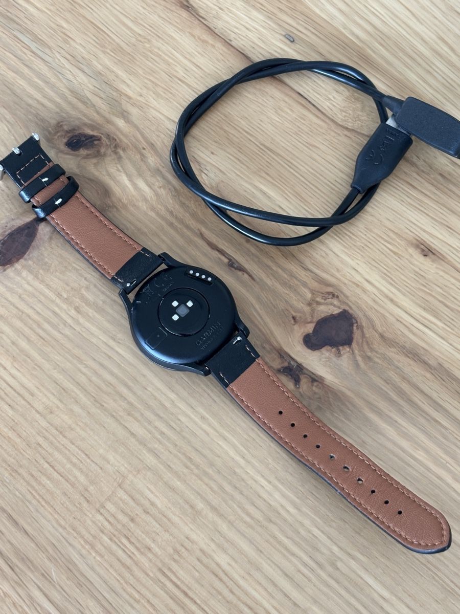 Garmin Smartwatch: Garmin Vivomove HR + extra bracelet ab 1 chf – Nuovo (secondo la descrizione) da Mellingen venduto da Guilhermefurlan 5