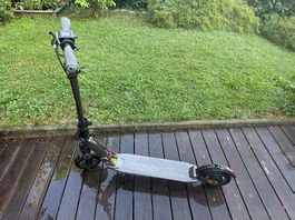 Trottinette électrique E-TWOW GT+ SL SWISS EDITION