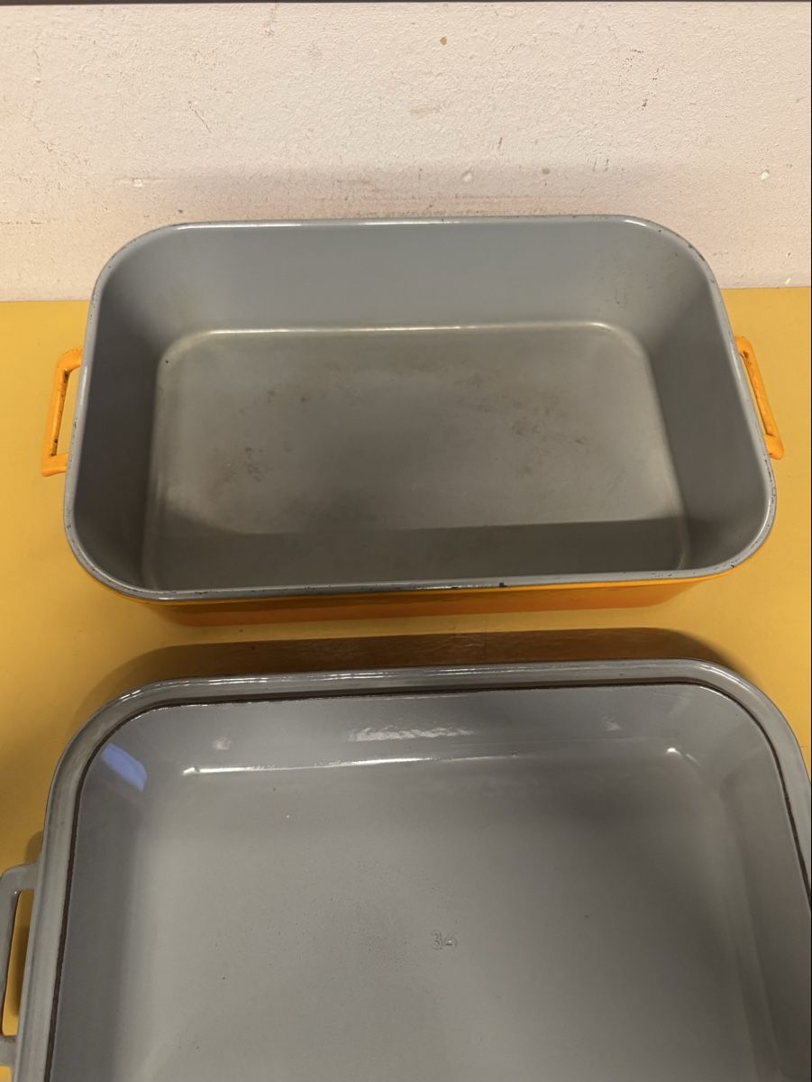 Casseroles: Bräter orange emailliert mit Deckel  – D'occasion à Schlieren par Freundlich02 3