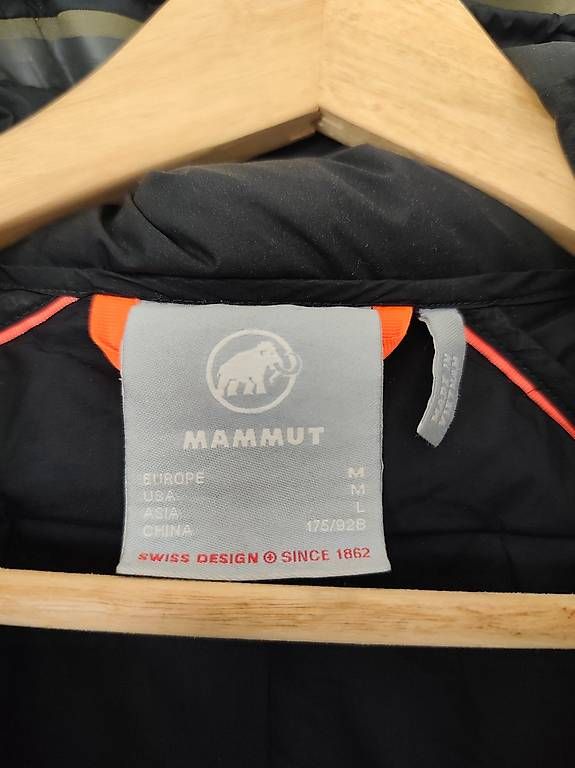 Mammut Cappotti: Mammut Photics Thermo Parka Gr. M – Usato da Oberkulm venduto da FairTreasures 1