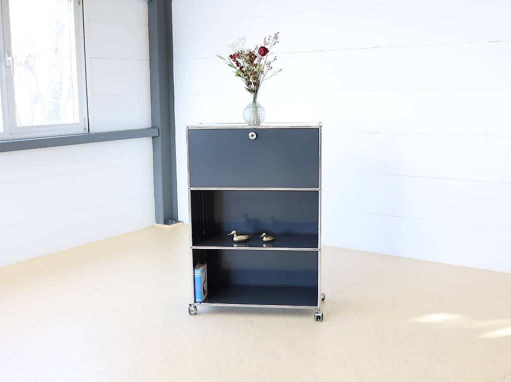 USM Scaffali: USM Haller Highboard in Anthrazitgrau 1x3 – Usato da Meinisberg venduto da atelier_TILIJA 2