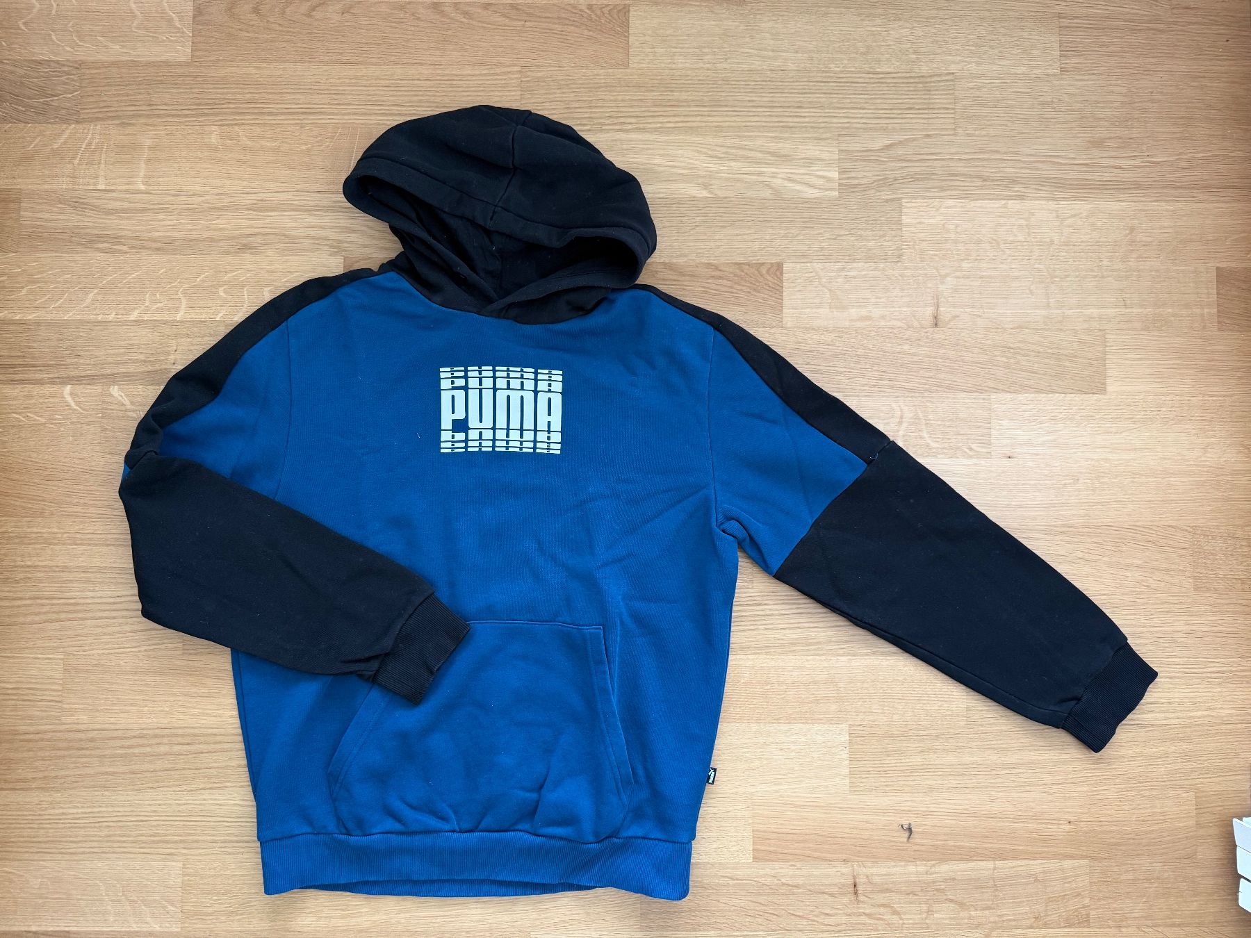 Puma Pullover & Sweatshirts: Kapuzenpulli Hoodie Puma – Gebraucht aus Hünibach von rotestandem01