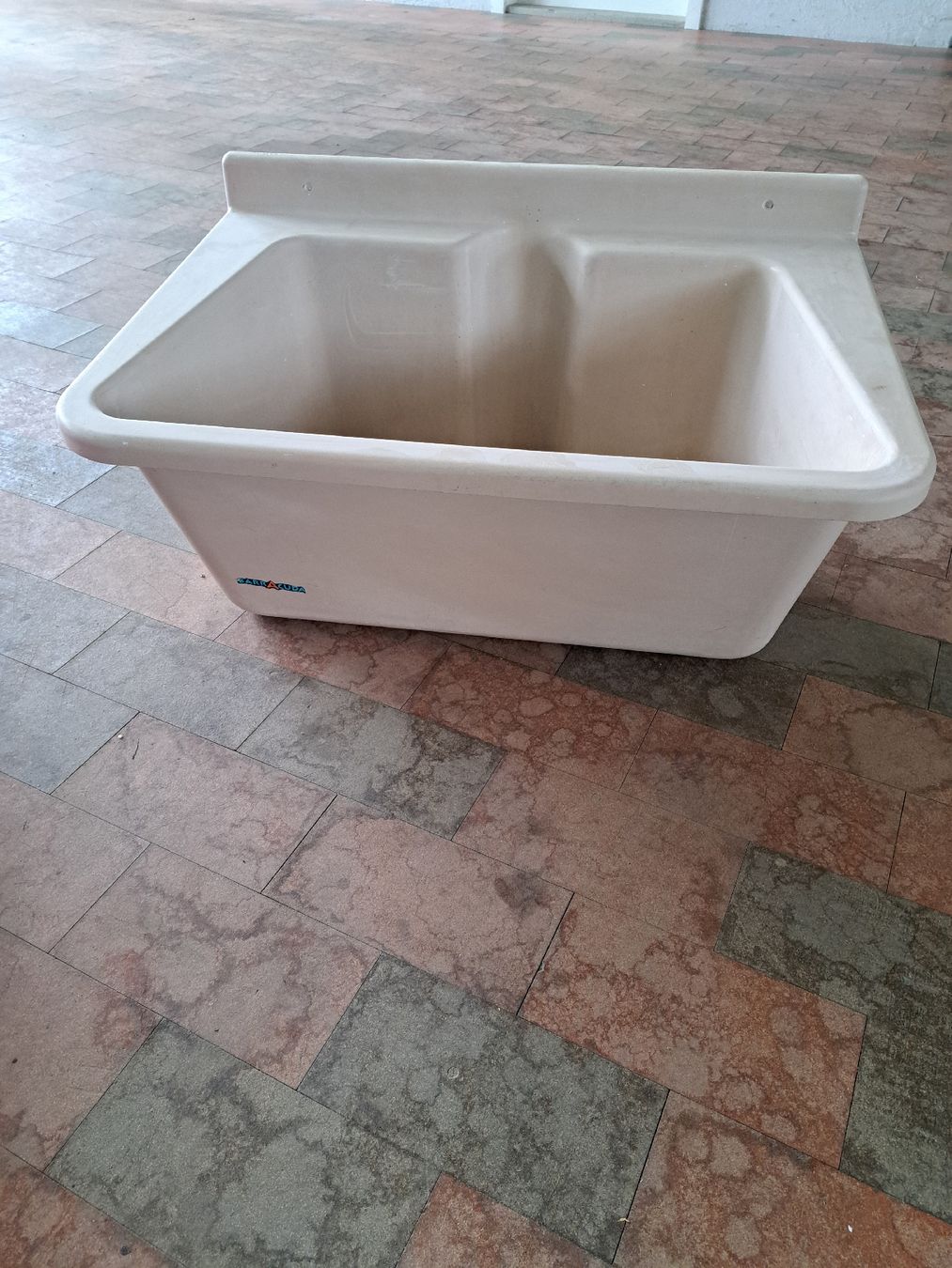 Lavabi & lavandini: Ausgussbecken  75x51  H=40cm – Usato da Seengen venduto da Allshop1 1