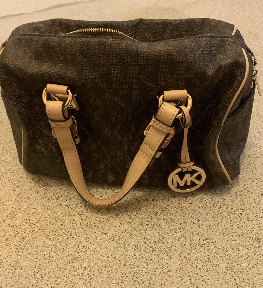 Michael Kors Taschen für Damen: Michael Kors Handtasche mit Riemen – Gebraucht aus Rotkreuz von luxurybe