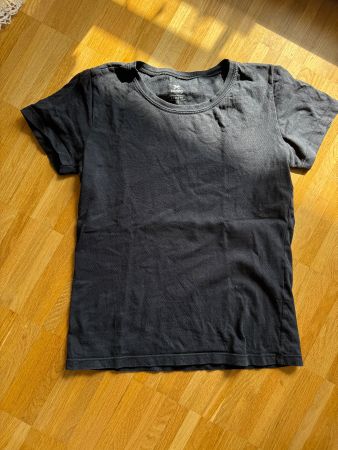 Simple black t shirt