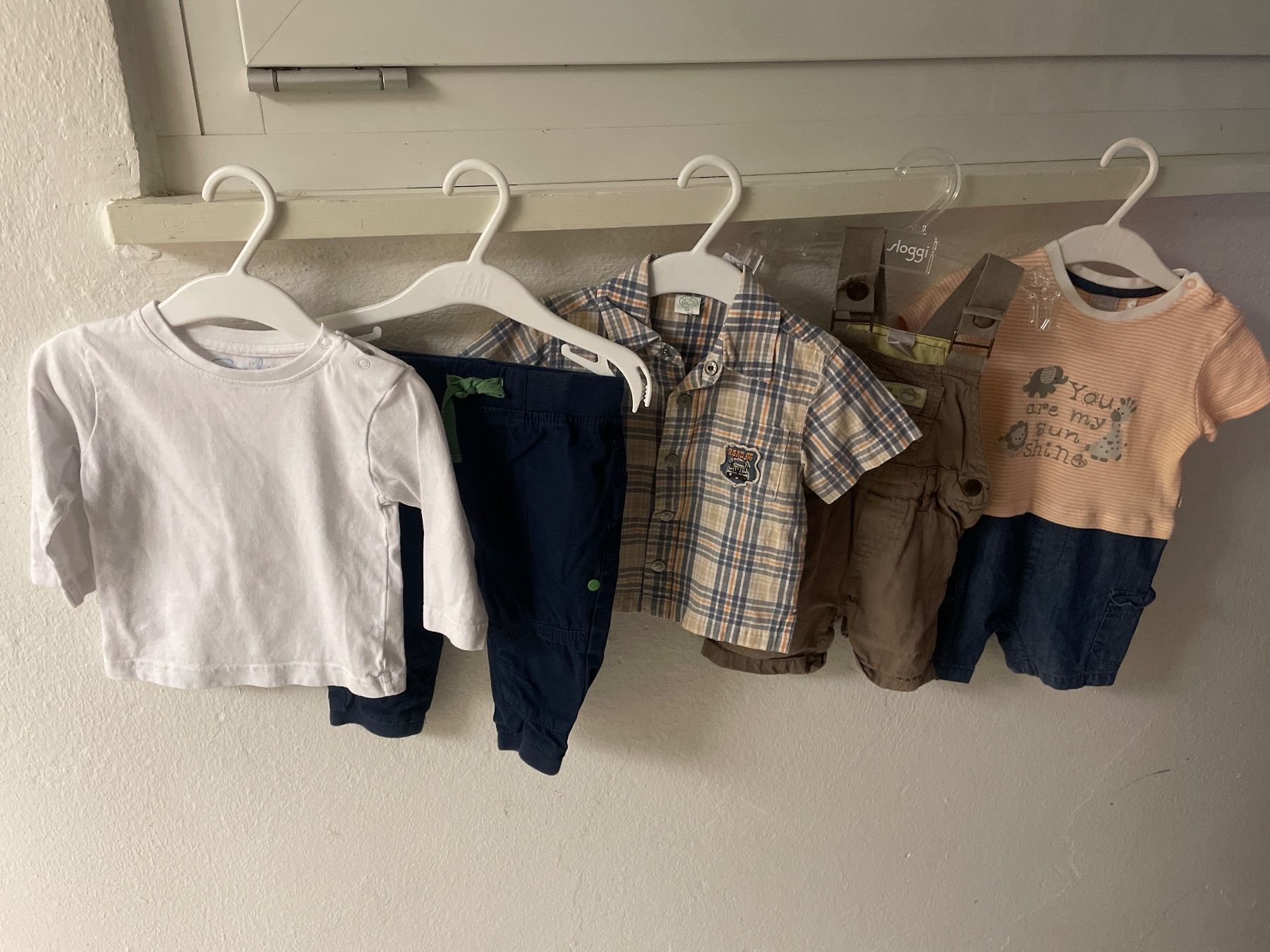 Lotti & Set di vestiti: Smile/Migros Kleiderpaket Gr.68 – Usato da Obergerlafingen venduto da cabo4