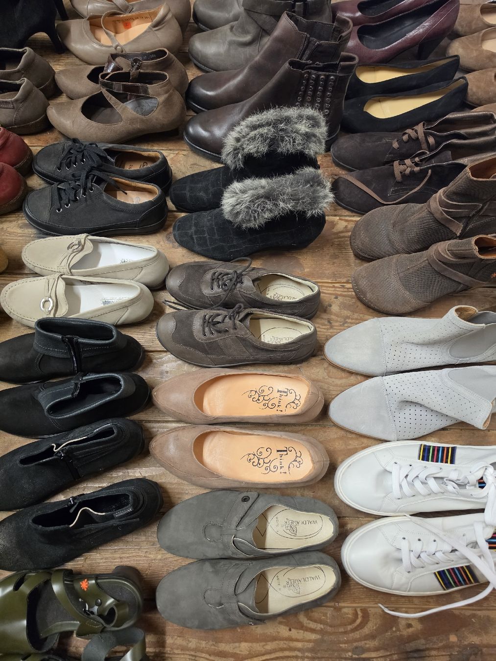 Scarpe da donna: Damen Marken Schuhe  – Nuovo (secondo la descrizione) da Ebikon venduto da bagija 4