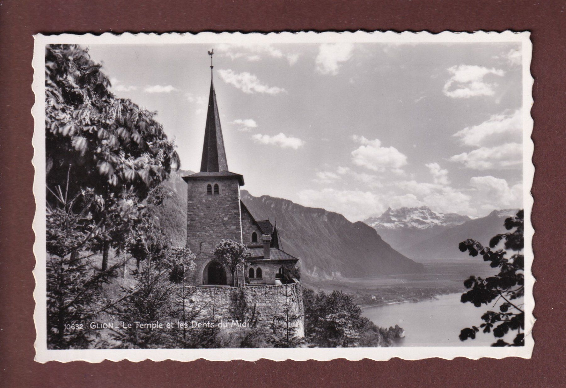 Cartoline postali: GLION - Temple - Dents du Midi - 1952 – Usato da Pully venduto da nicecards-shop
