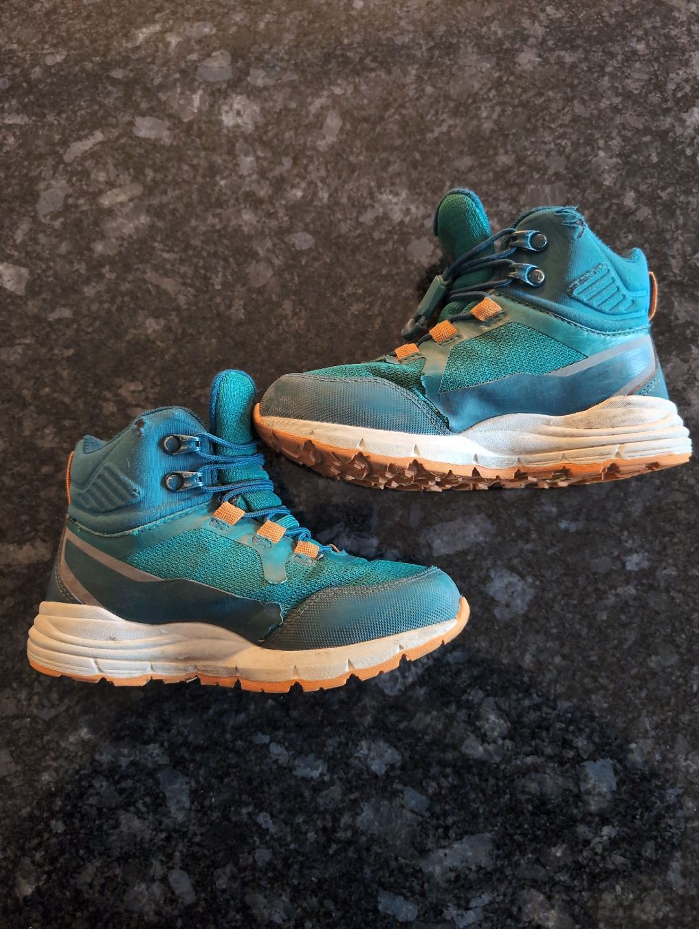 Schuhe für Jungen: Trollkids Wanderschuhe, Gr. 30 – Gebraucht aus Bassersdorf von Tamaaaaa 1