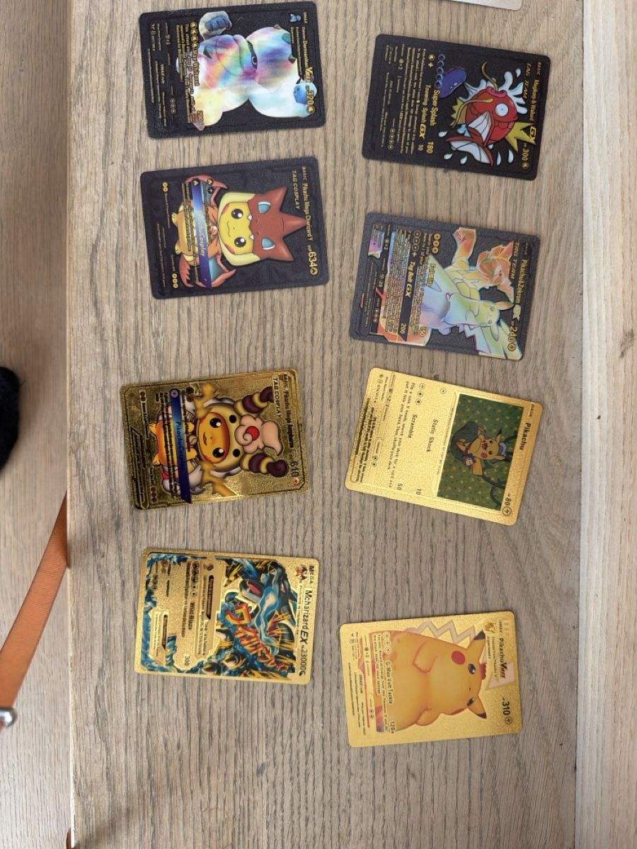 Pokémon Carte collezionabili: Lot de16 carte Pokémon – Usato da La Sarraz venduto da jus_zl88
