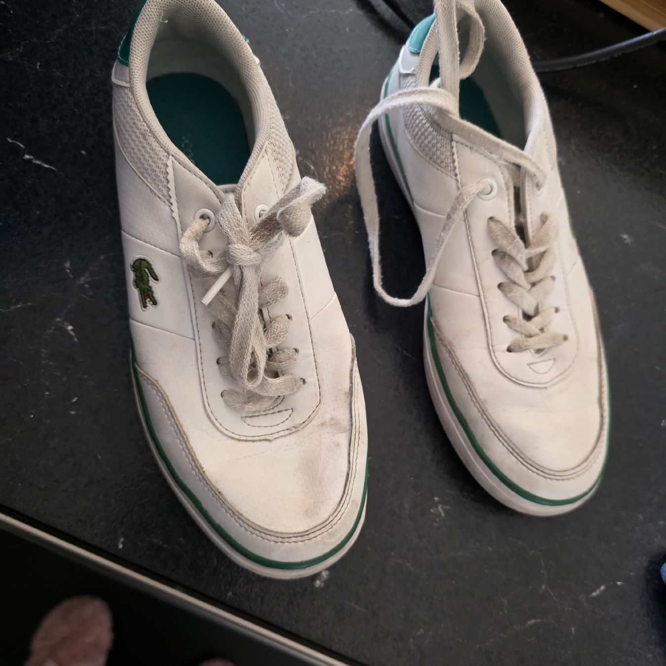 Lacoste Scarpe per ragazzi: Baskets Lacoste blanches - Portées, mais encore stylées! 35 – Usato da Fully venduto da moi_k685 2