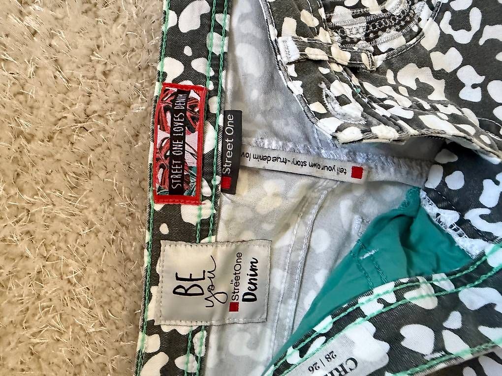 Pantaloni: Street One - Hose, Gr. 28 – Usato da Hägglingen venduto da KarinK 1