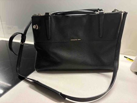 Handtasche Coach schwarz Leder gebraucht