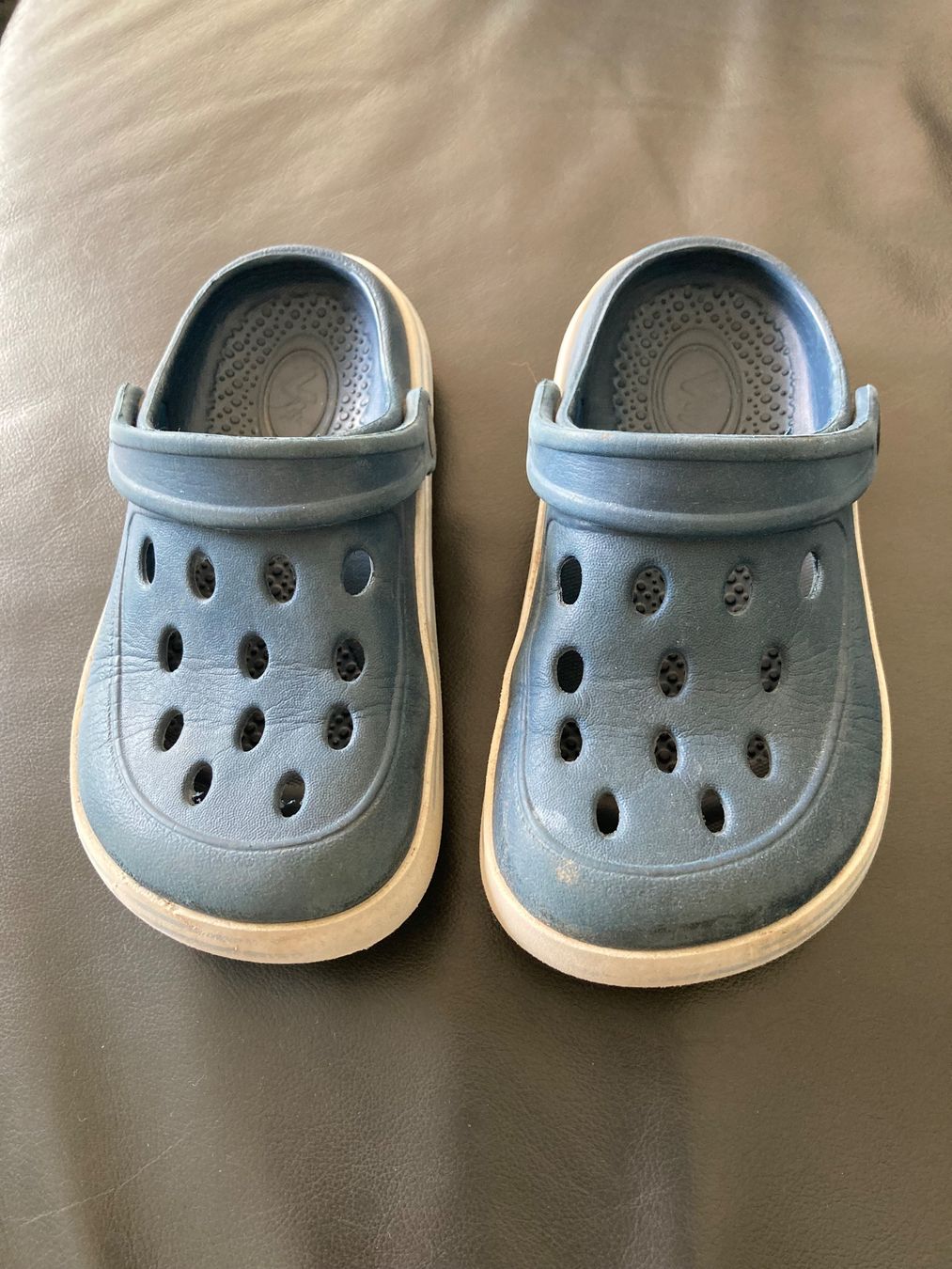 Dosenbach Scarpe per ragazzi: Clog von Vty bei DOSENBACH – Usato da Bülach venduto da Stellina72