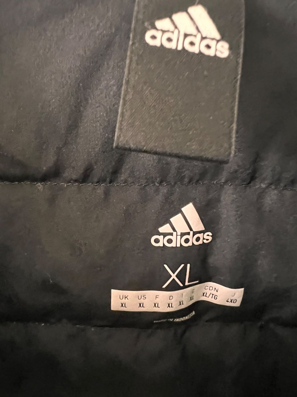 Adidas Jacken: Adidas Jacket – Gebraucht aus Vacallo von mar_hk7x 1