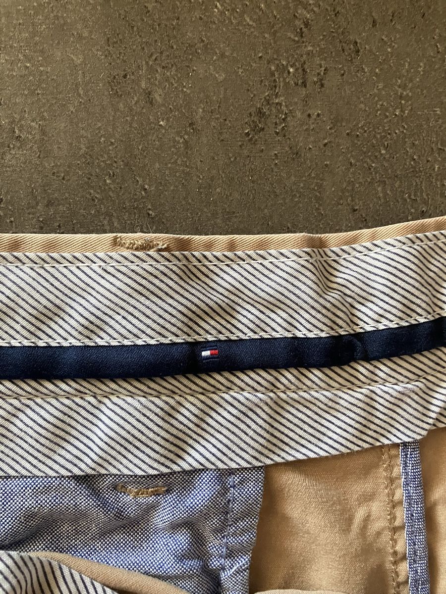 Tommy Hilfiger Pantaloni: Pantalons tommy hilfiger – Usato da Villars-sur-Glâne venduto da gis_762m 2