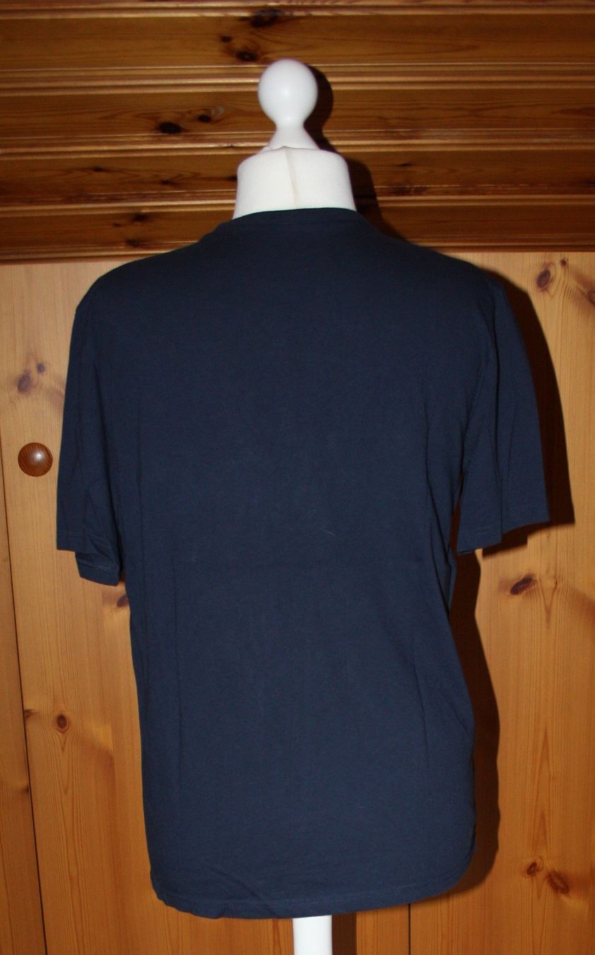 T-Shirts: T-Shirt Kurzarm DECTRON Gr. XL (5) – Gebraucht aus Flüelen von Diversicum-Textil 2