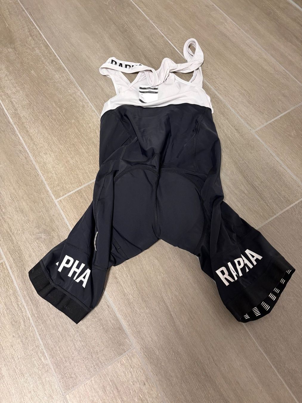Rapha Kleiderpakete: Rapha Ensemble cyclisme Rapha XL – Gebraucht aus Mézières VD von triteam5 3