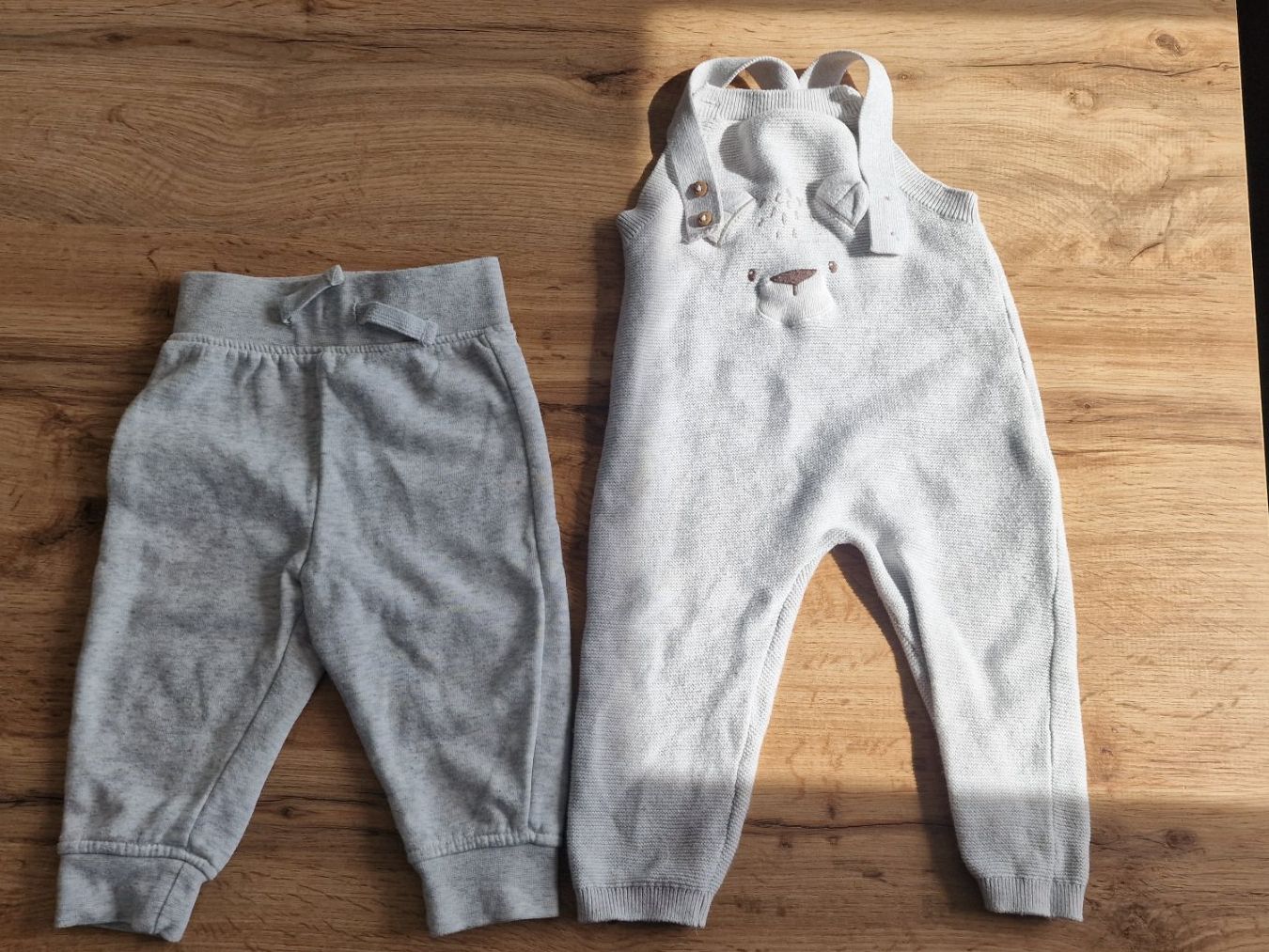 Lotti & Set di vestiti: Grosses Kleiderpaket Jungs Grösse 80 – Usato da Bottighofen venduto da Luana1234. 3
