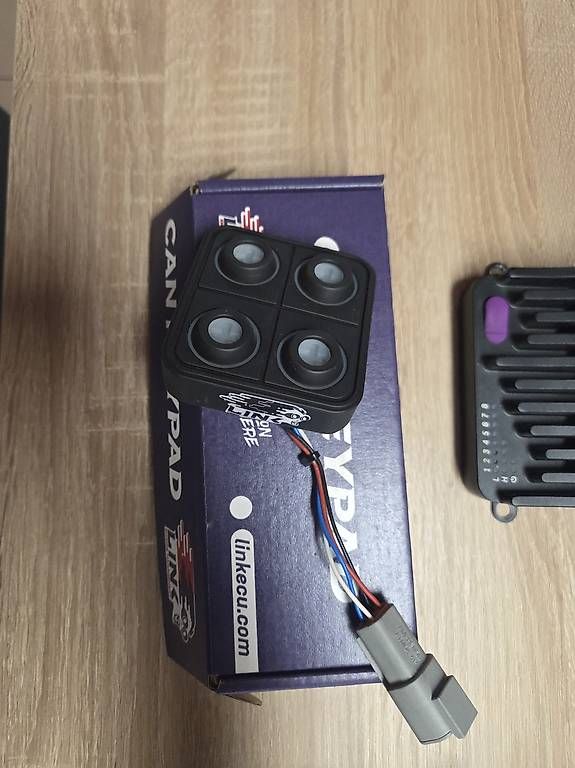 Alle Rollerersatzteile: Lot Dashboard +Ecu et accessoires – Gebraucht aus Vallorbe von Chriggou 2